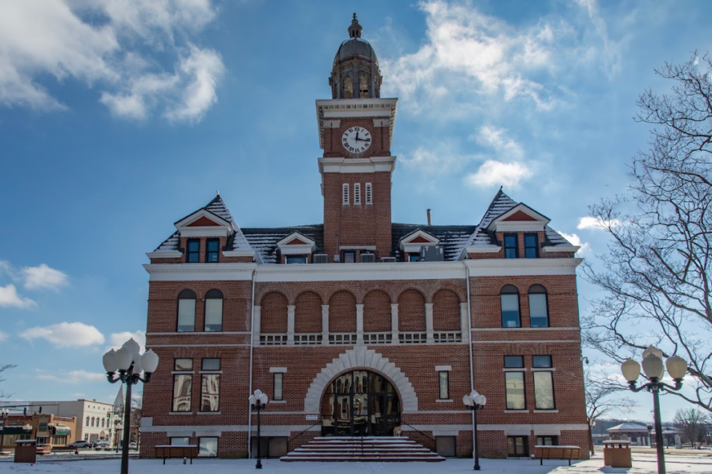 10 of the Prettiest Small Towns in Tennessee - Which One Would You Visit First?