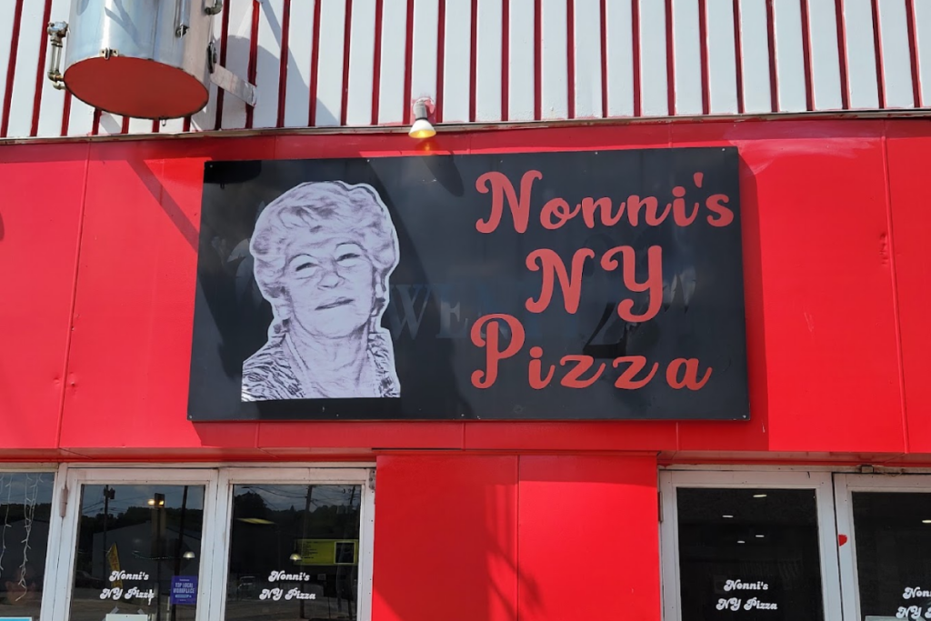 11 Small-Town Tennessee Pizza Places Worth Going Out of Your Way For