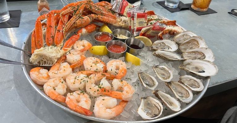 11 Texas Seafood Spots So Good We’d Build A Weekend Around Them