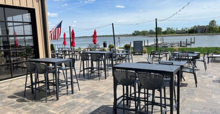 12 Breezy Lake Erie Restaurants To Visit Before Summer Ends In Ohio