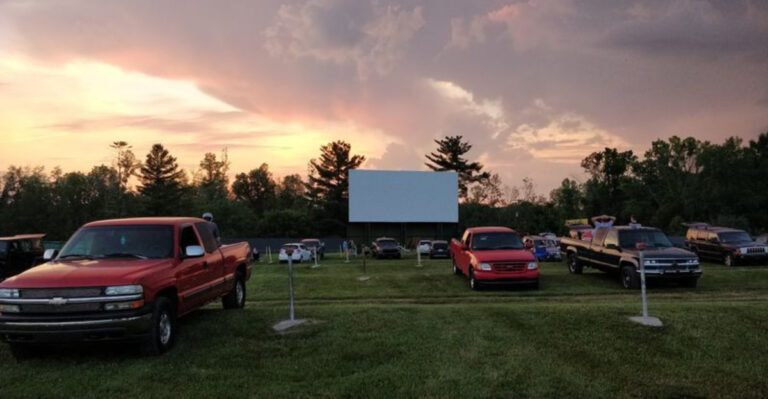12 Indiana Drive-In Theaters Keeping Movie Nights Under the Stars Alive