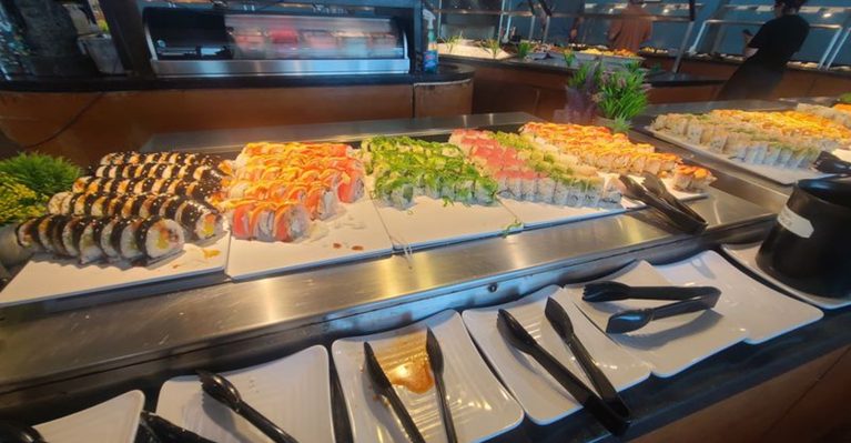 12 Texas Buffets Where One Plate Is Never Enough