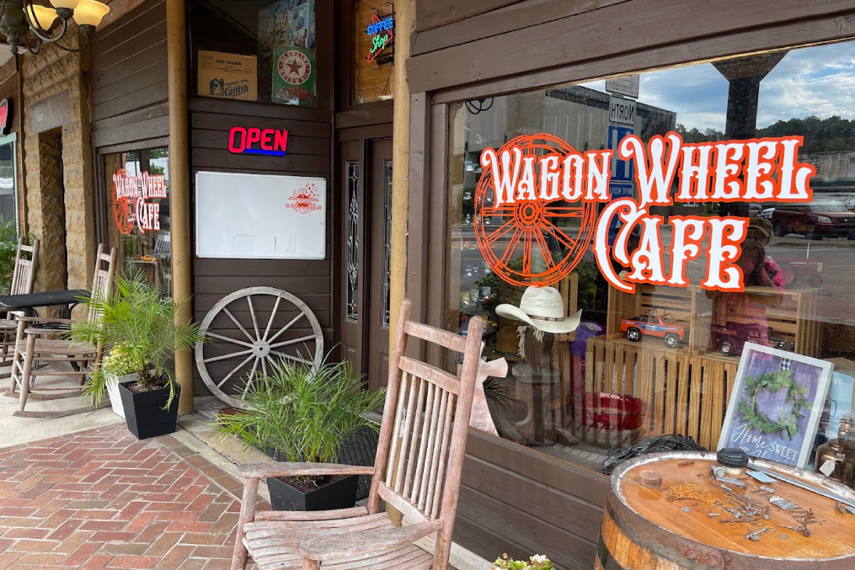 13 Family-Owned Tennessee Restaurants Serving Big Meals for Less Than $20