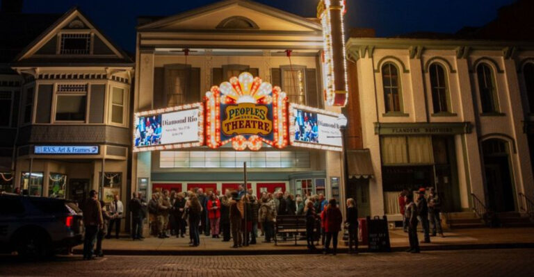 13 Haunted Old Theaters In Ohio Locals Still Can’t Forget