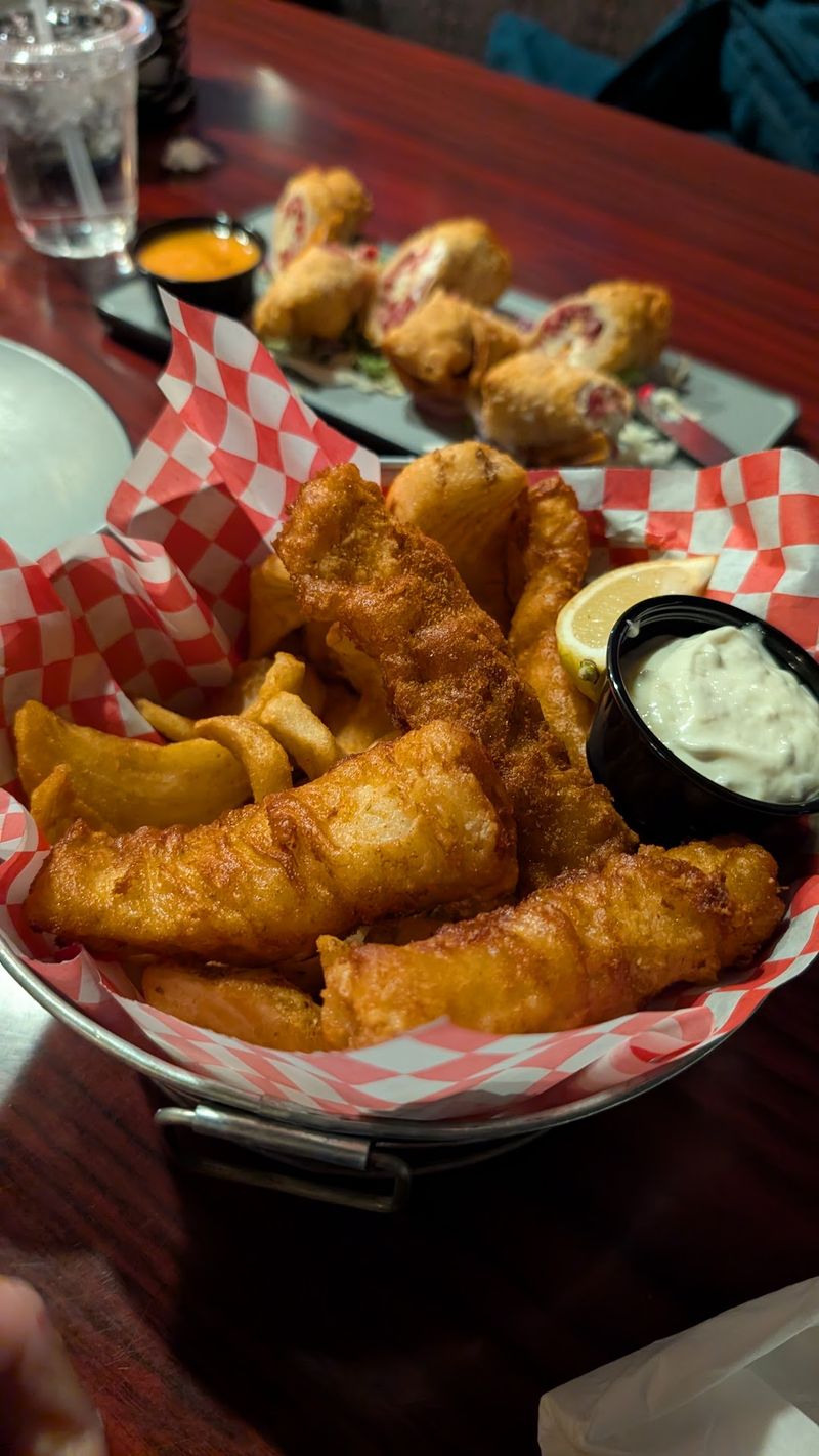 More Than One Reason to Come Hungry More Than One Reason to Come Hungry