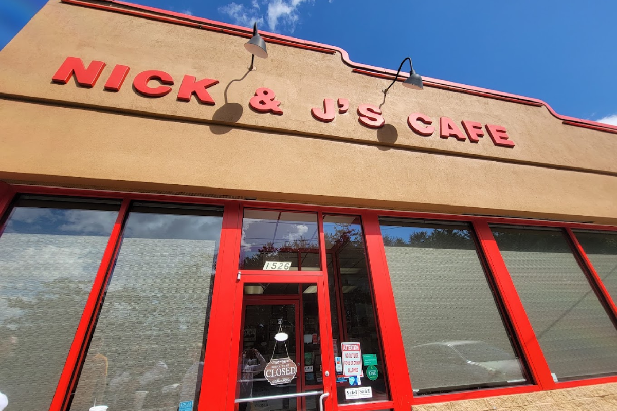 $20 Still Goes a Long Way at These 13 Family-Owned Tennessee Restaurants