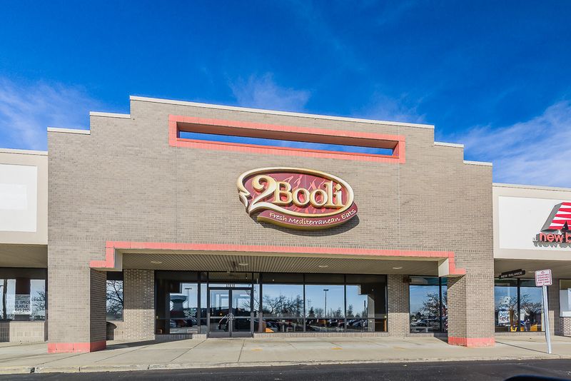 2Booli - Farmington Hills 2Booli - Farmington Hills
