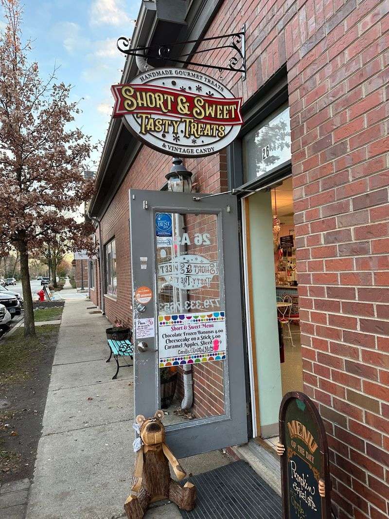 Short & Sweet-Tasty Treats (Frankfort)