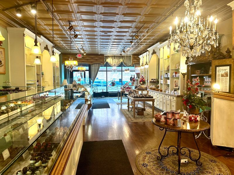Le Chocolat du Bouchard (Naperville) Le Chocolat du Bouchard (Naperville)