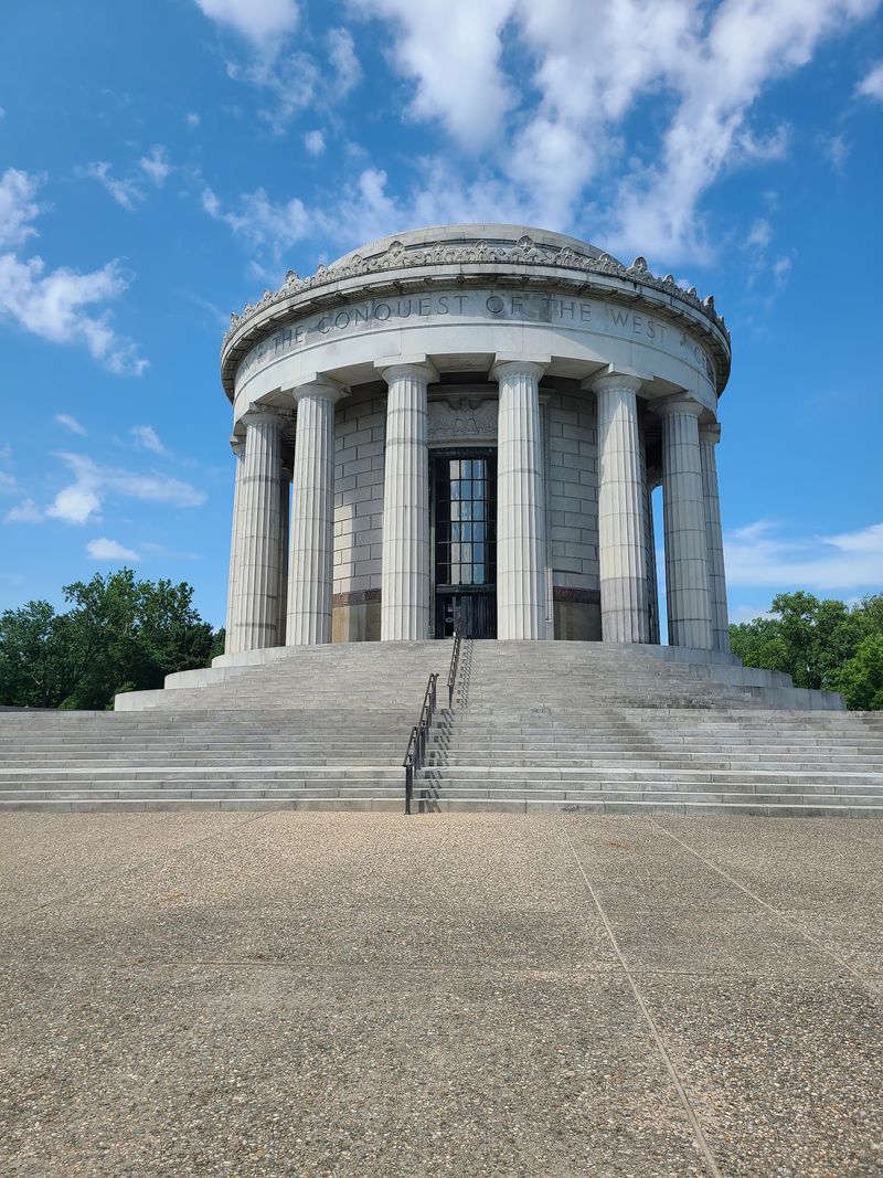 A Monument That Makes Small-Town Scale Feel Big