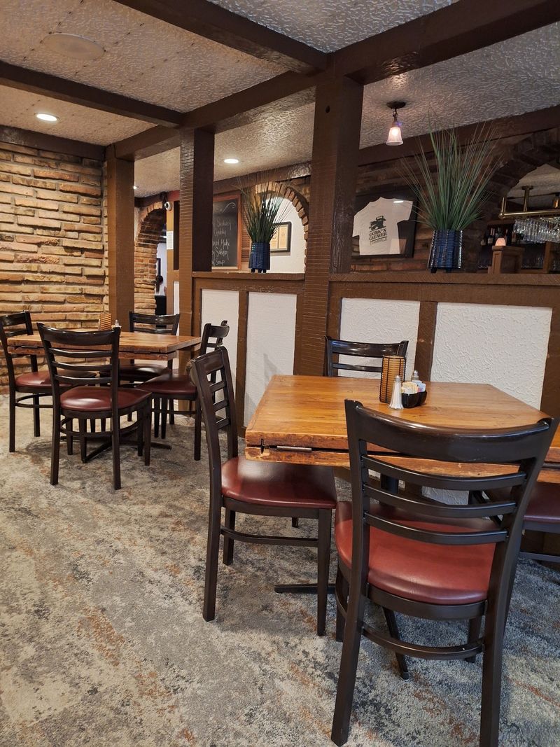 Cork ’n Cleaver (Evansville) Cork ’n Cleaver (Evansville)