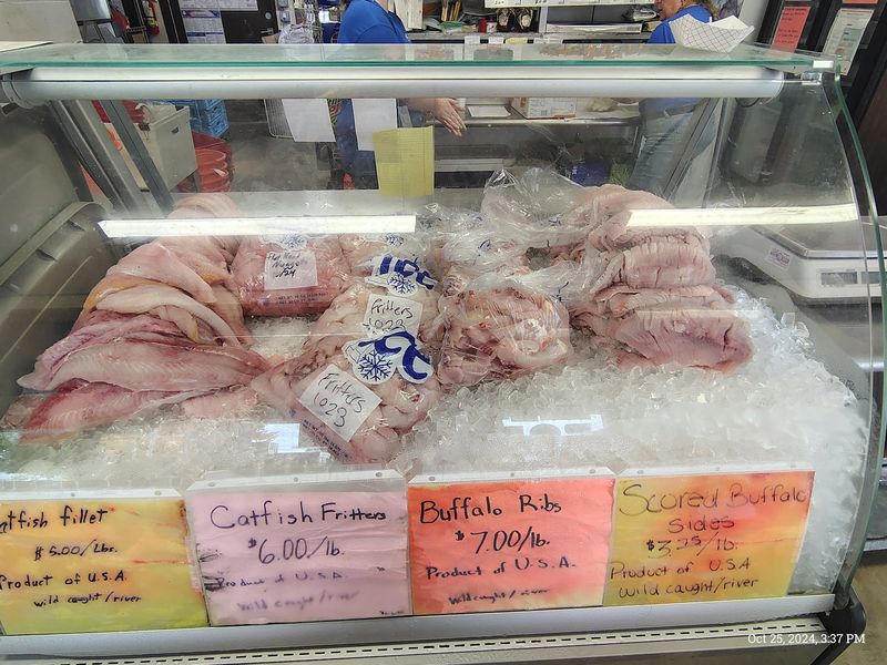 Illinois River Fish Gives the Menu Its Identity