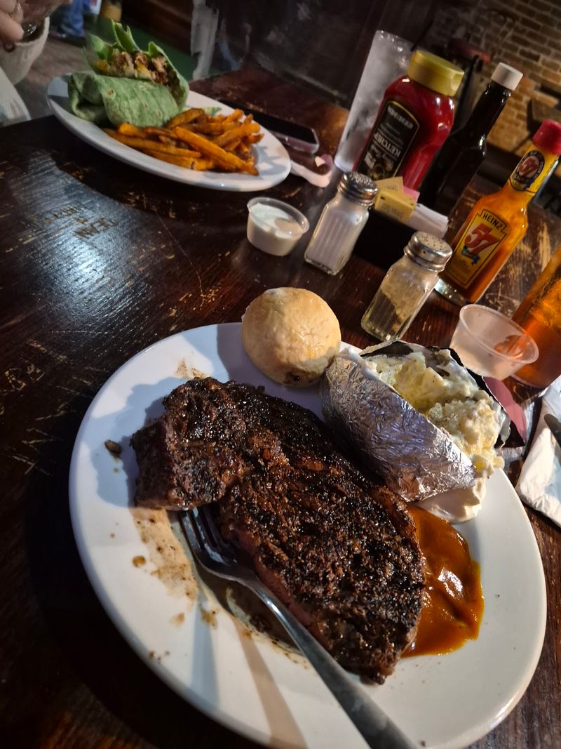 Friday Night Prime Rib That Sells Out Fast Friday Night Prime Rib That Sells Out Fast
