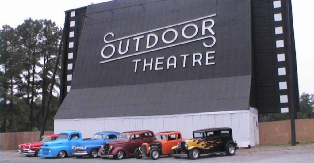 6 Classic North Carolina Drive-In Theaters That Bring Back the Magic of Old Hollywood