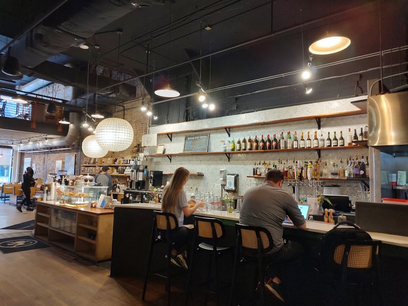 Service That Turns First-Timers Into Regulars Service That Turns First-Timers Into Regulars