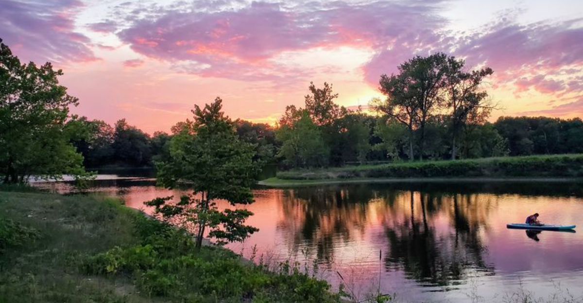 7 Missouri Swimming Spots That Are So Beautiful, They’ll Take Your Breath Away