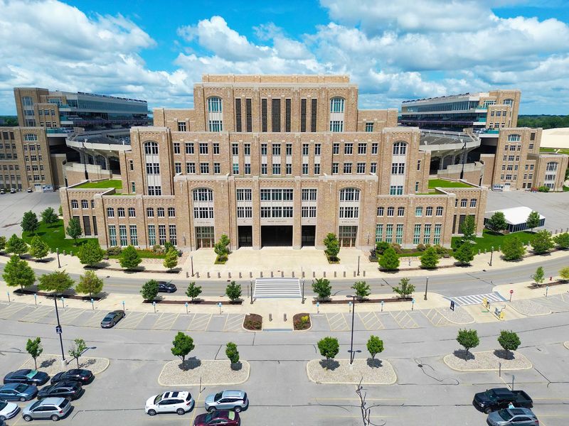 Indiana Elegance in a Stadium Built for Football Indiana Elegance in a Stadium Built for Football