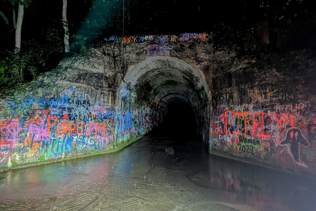 9 Creepy Places in Tennessee You Should Never Visit Alone at Night