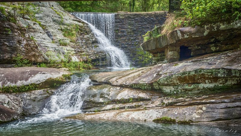Dixon Springs Waterfall