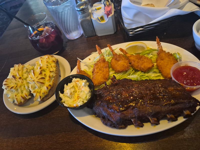 Comfort Food in a Place That Looks Ready for a Ghost Story