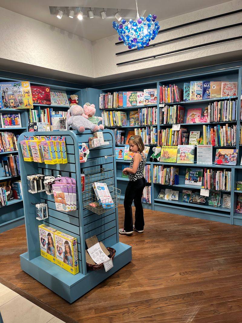 A Children’s Section That Sparks Young Readers A Children’s Section That Sparks Young Readers