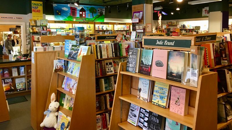 A Cozy Jay Street Stop With Big Bookstore Energy A Cozy Jay Street Stop With Big Bookstore Energy