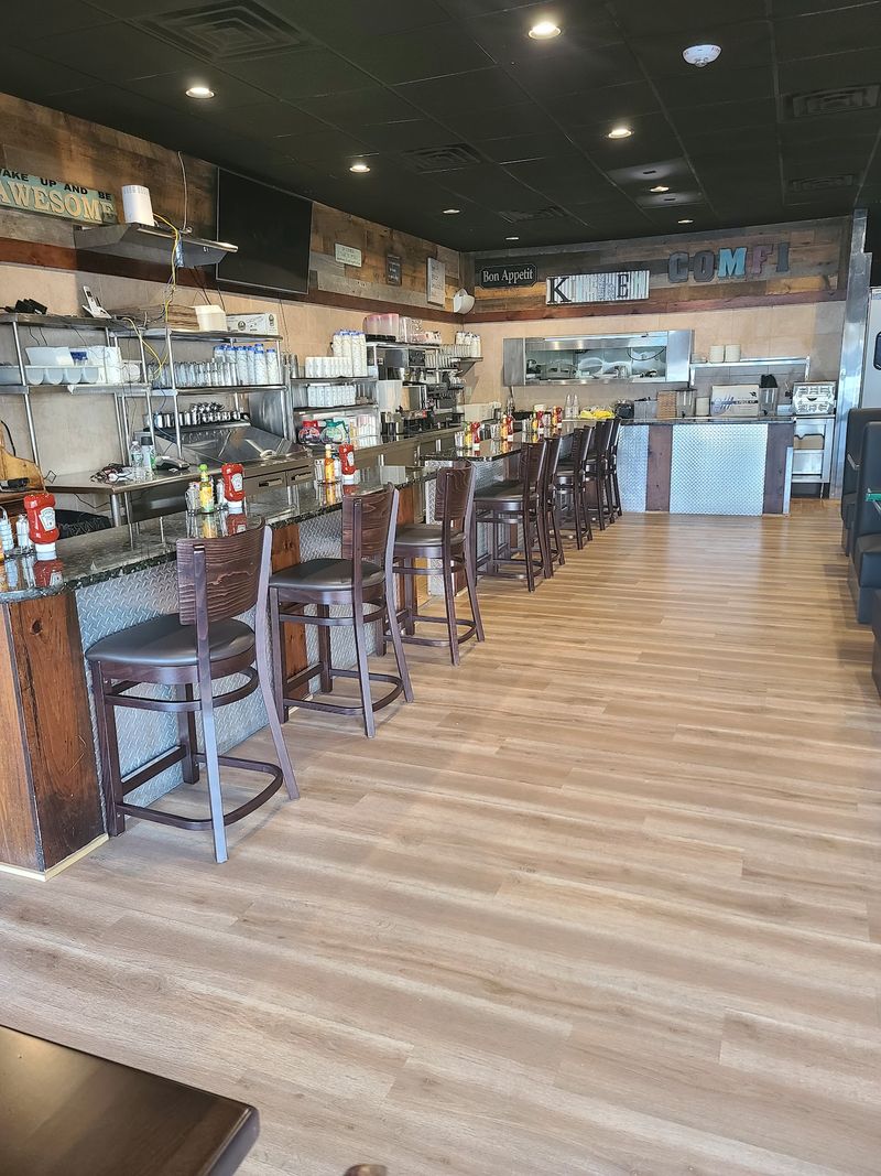 A Cozy Main Street Favorite in the Heart of Belmar A Cozy Main Street Favorite in the Heart of Belmar