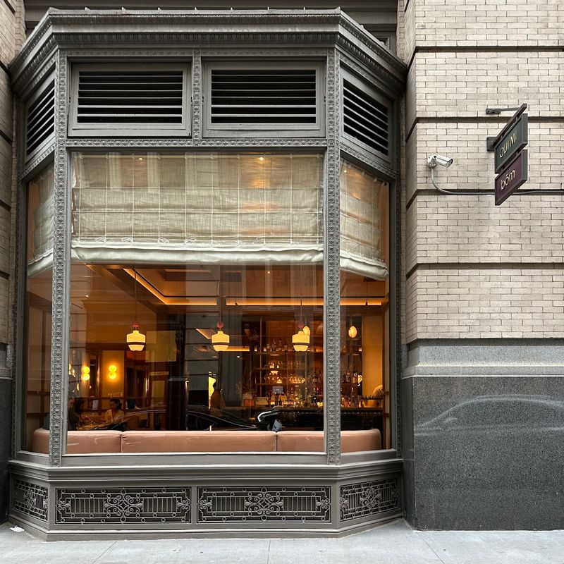A Flatiron location that feels made for a city night out