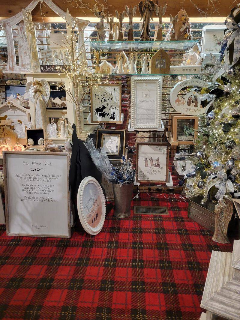 A Gold Mine for Gifts and Home Decor A Gold Mine for Gifts and Home Decor