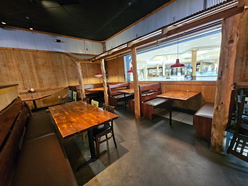 A Hidden Comfort Food Gem in Cleveland, Tennessee A Hidden Comfort Food Gem in Cleveland, Tennessee