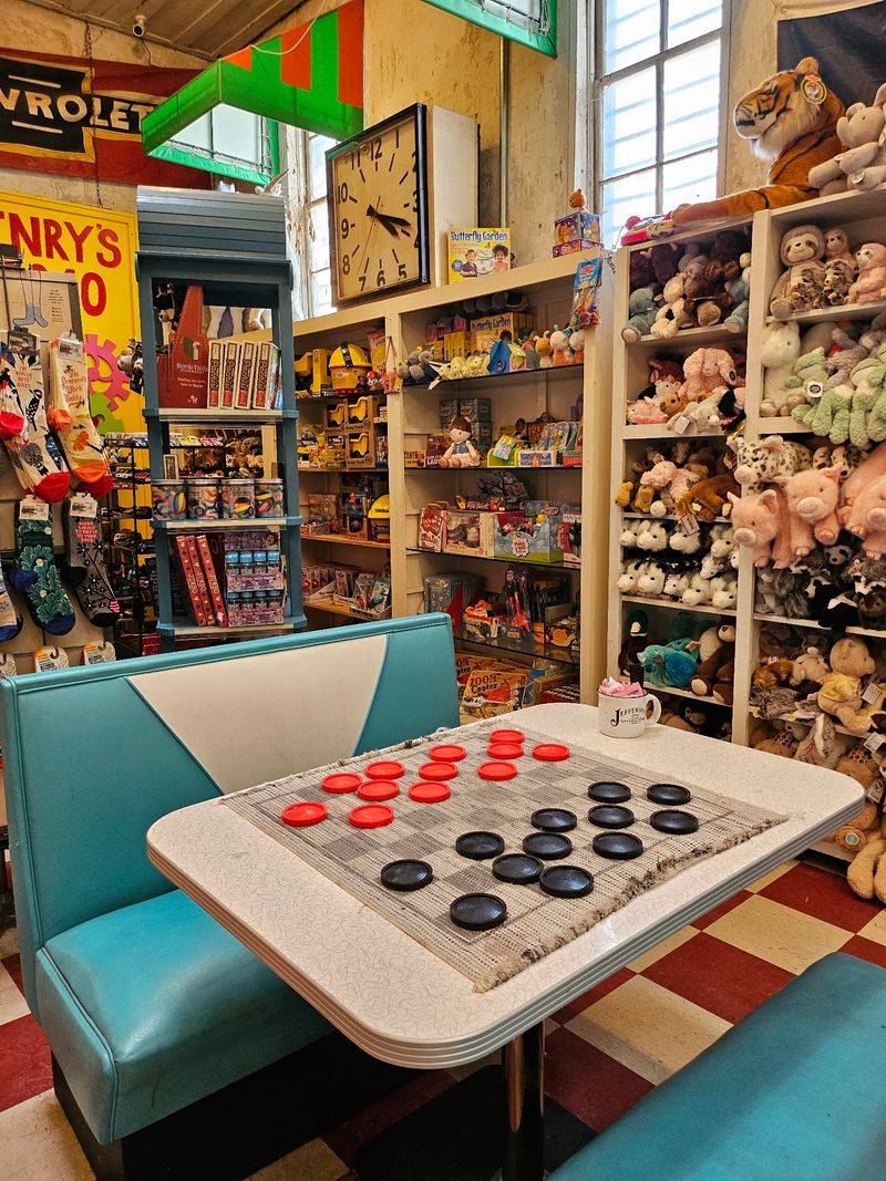 A Kids' Paradise Hidden In Back A Kids' Paradise Hidden In Back