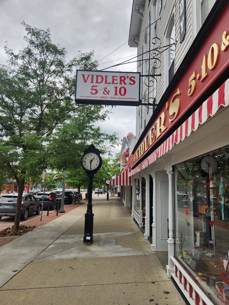 A Main Street Landmark With Old-Time Charm