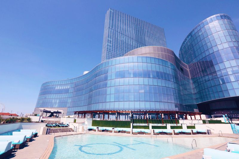 A Massive Two-Level Pool Deck Keeps the Party Moving