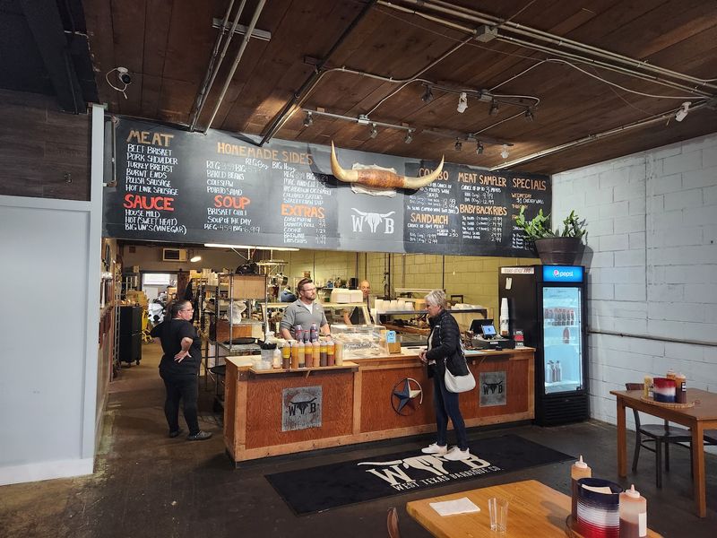 A Michigan BBQ Stop With Limited Hours and Real Demand
