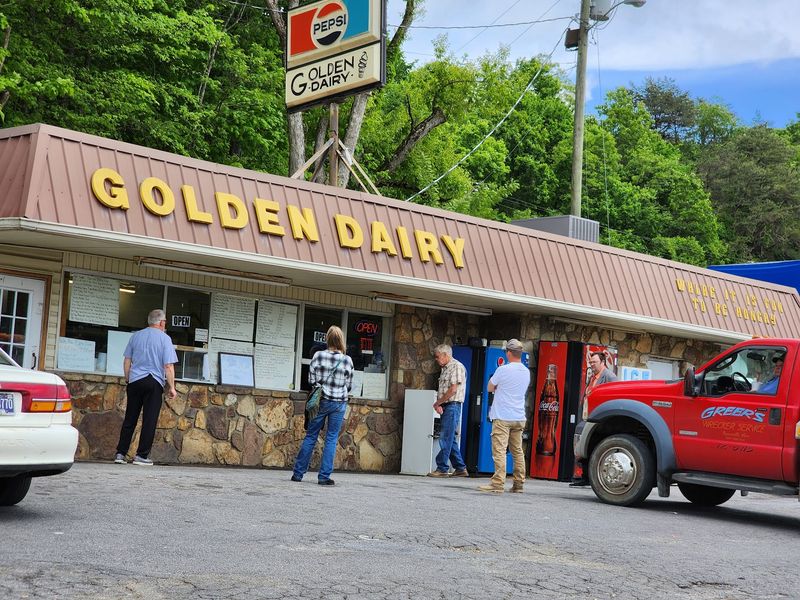 A Rogersville Favorite With More Than 50 Years of History