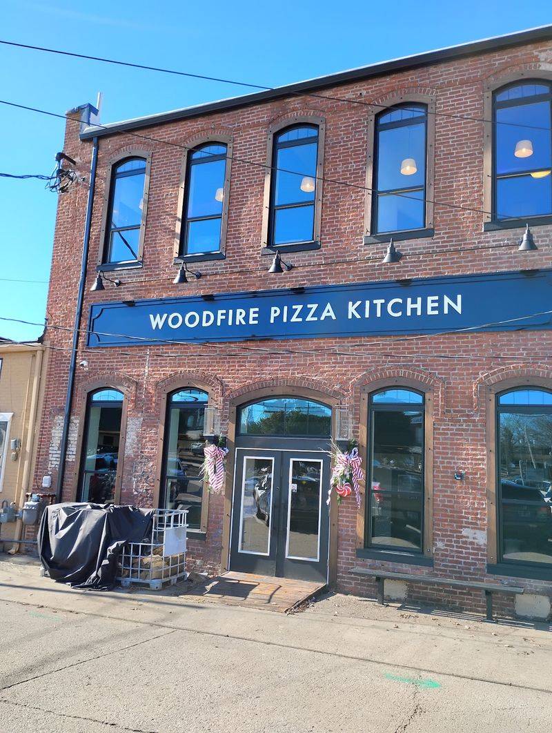 A Small-Town Pizza Spot That's Becoming a Destination