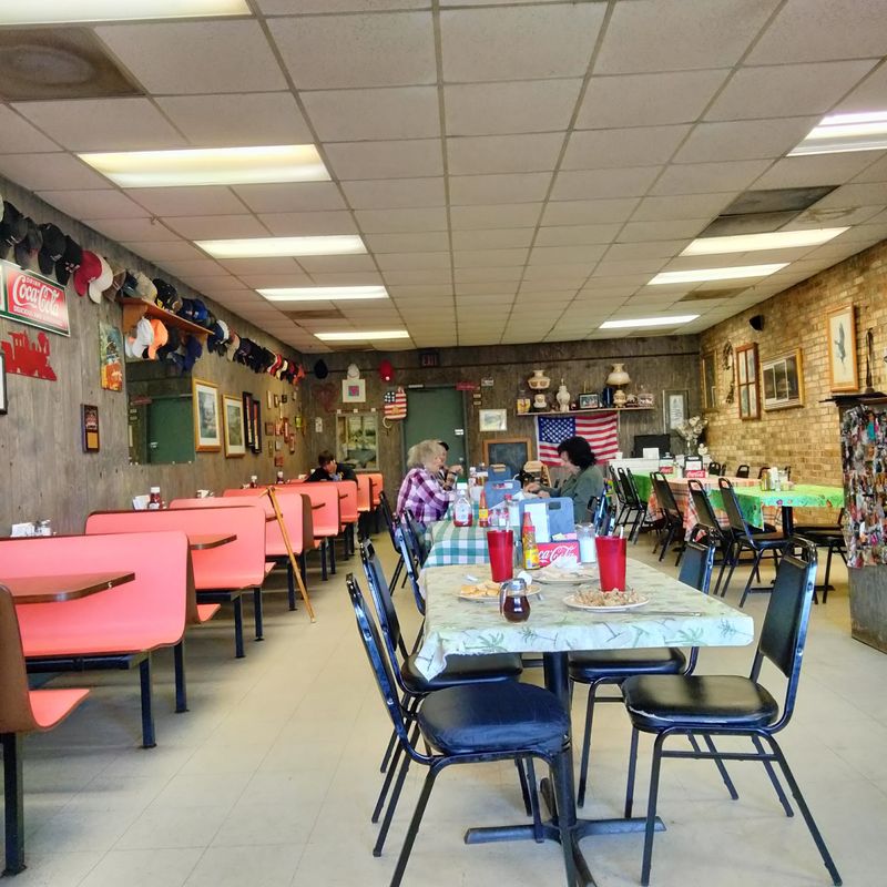 A Small-Town Tennessee Spot That Feels Like a Local Secret A Small-Town Tennessee Spot That Feels Like a Local Secret