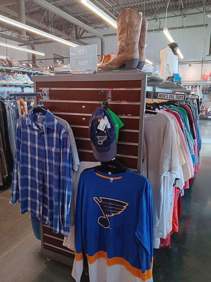 A Smaller Men’s Section Still Holds Surprises A Smaller Men’s Section Still Holds Surprises