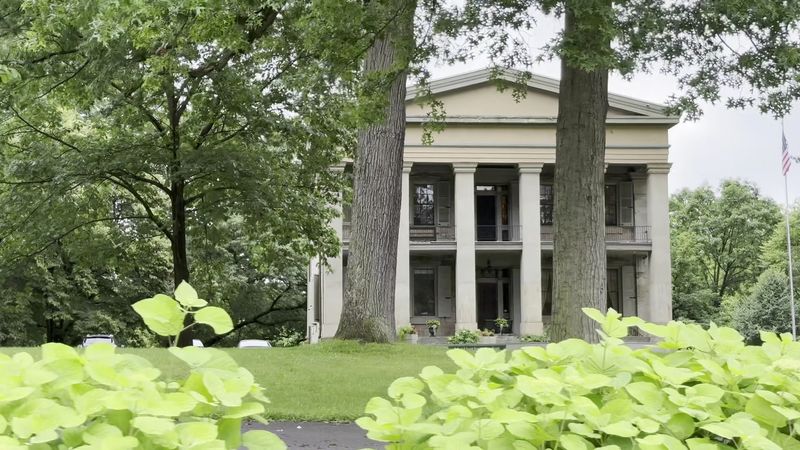 A Smart Stop for Locals, Travelers, and History Fans