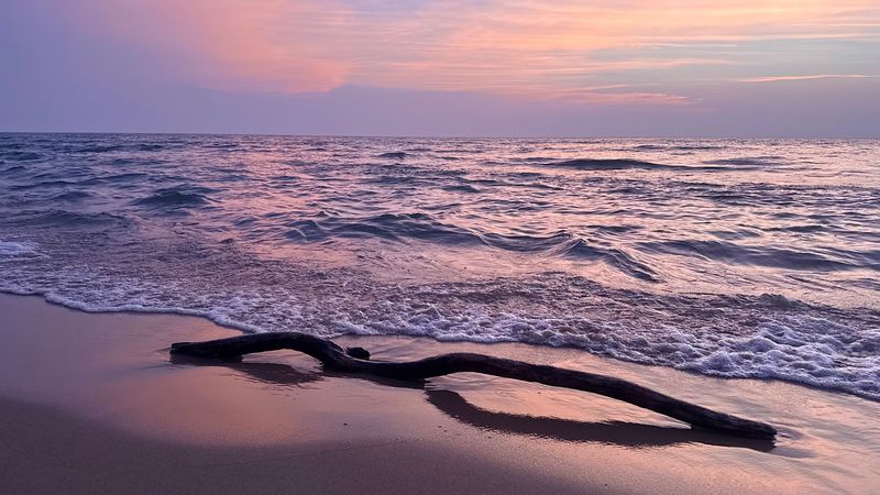 A Straightforward Escape From Chicago