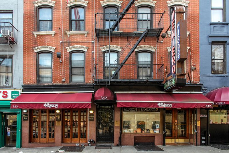 A Sweet Surprise Behind an East Village Door