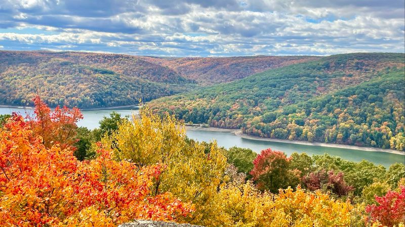 A View That Feels Bigger Than Your Weekend Plans A View That Feels Bigger Than Your Weekend Plans