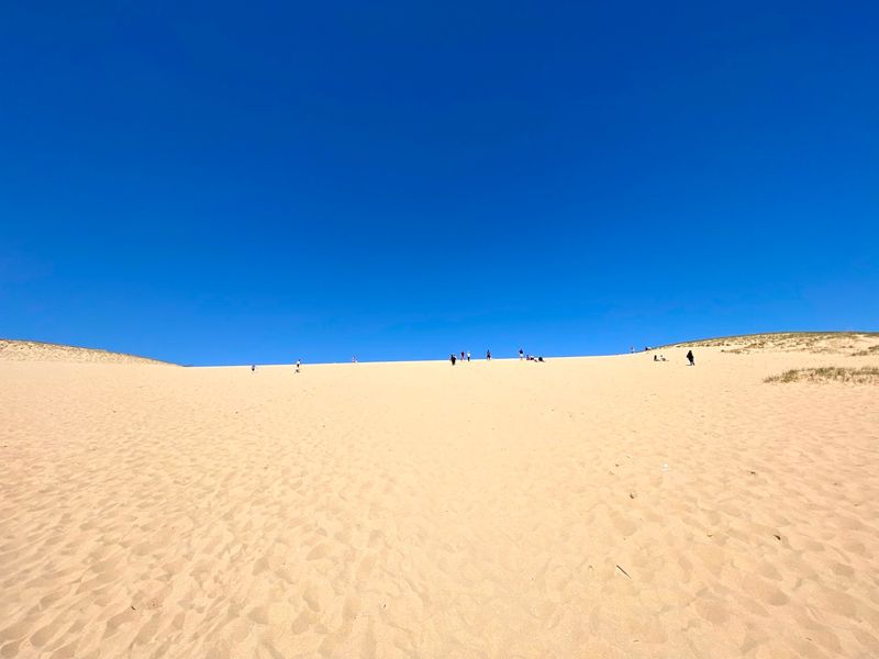 A giant sandbox that tricks the eye A giant sandbox that tricks the eye