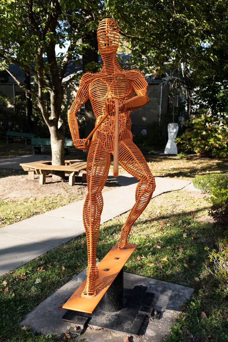 Abstract and Figurative Works Bring Variety to Every Corner Abstract and Figurative Works Bring Variety to Every Corner