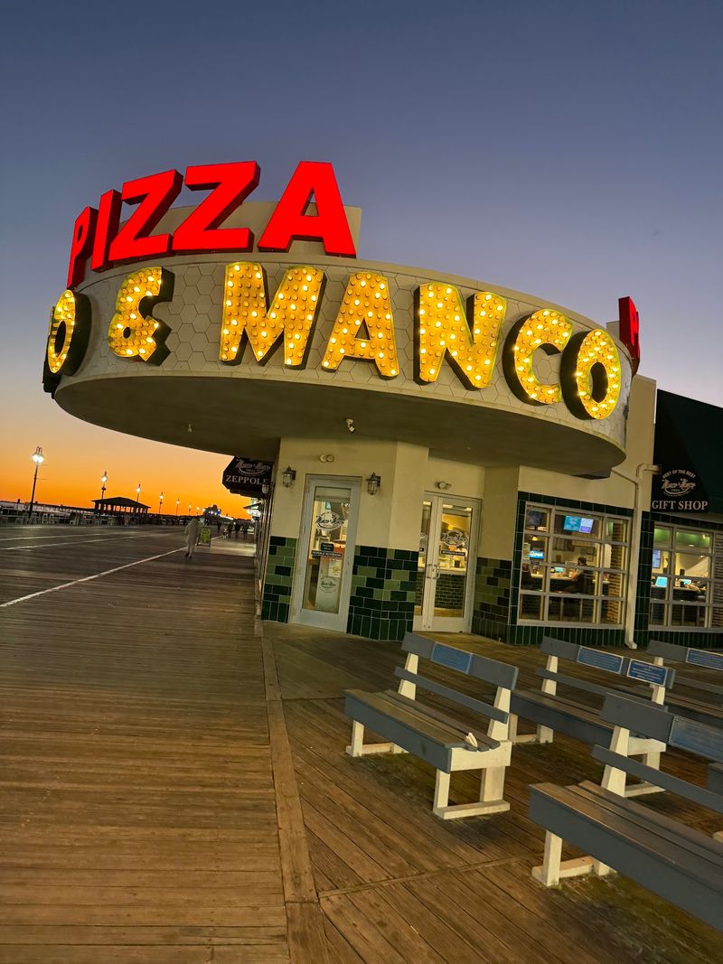 An Old Movie Theater Became a Pizza Landmark