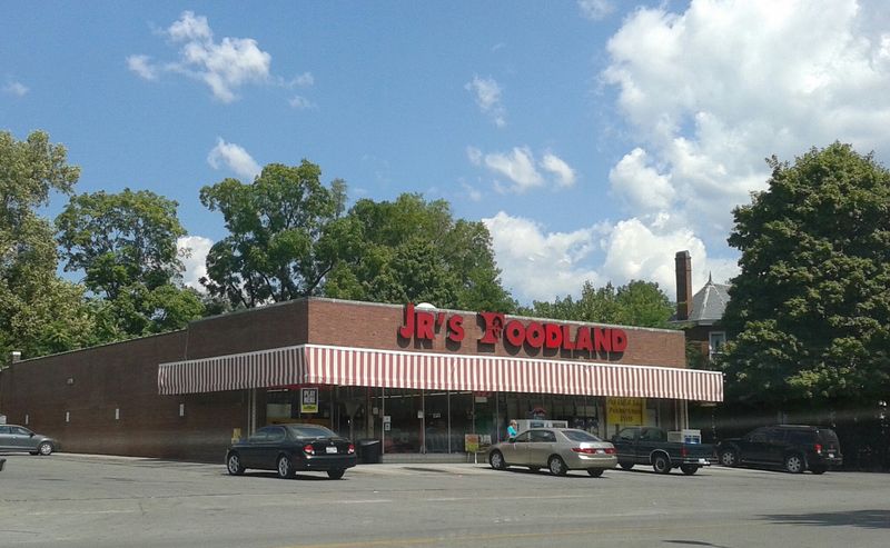 An Old-School Shopping Experience That Big Chains Can't Replicate
