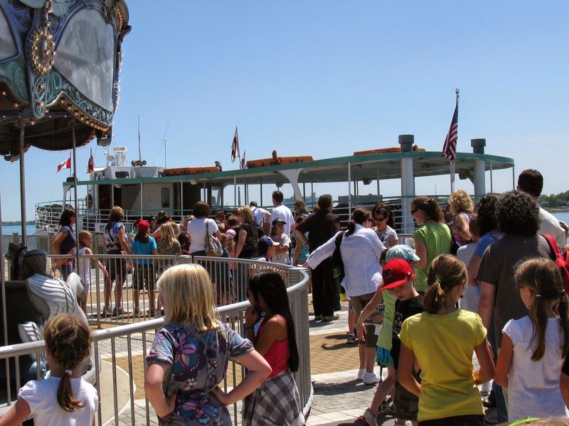 An hour on the water without the big-cruise price tag An hour on the water without the big-cruise price tag