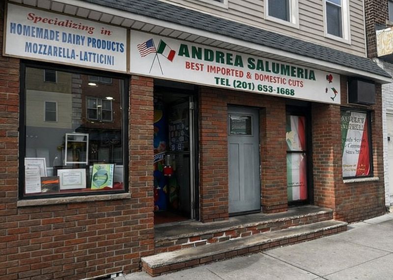 Andrea Salumeria