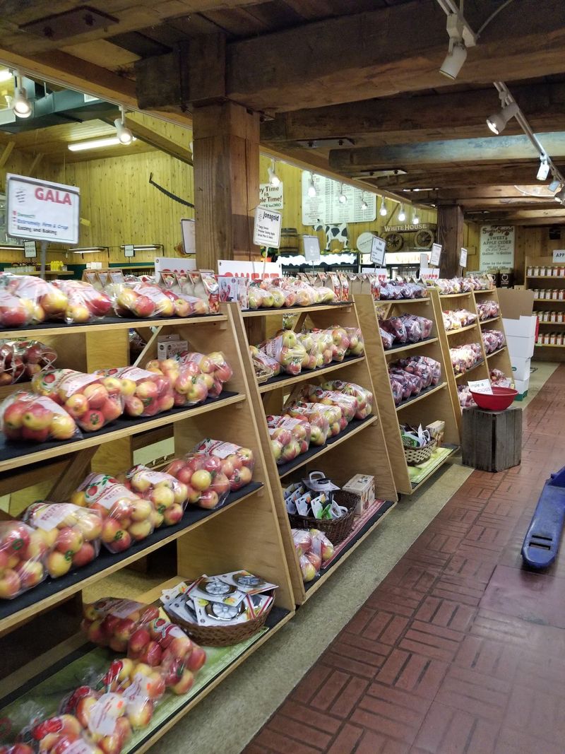 Apple Bins Packed With Late-Season Variety