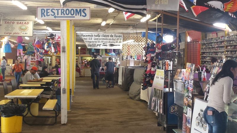 Austin Country Flea Market (Austin) Austin Country Flea Market (Austin)